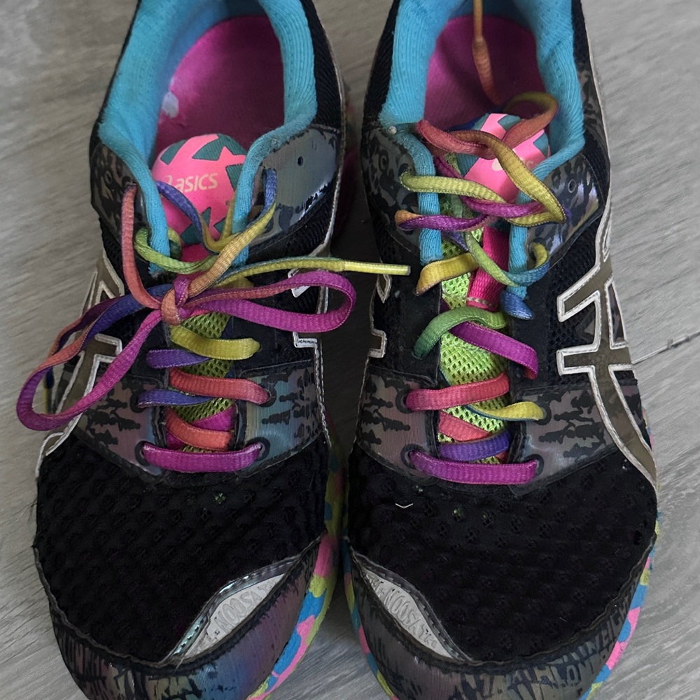 ASICS multicolor Gel-Noosha Tri8 shoes